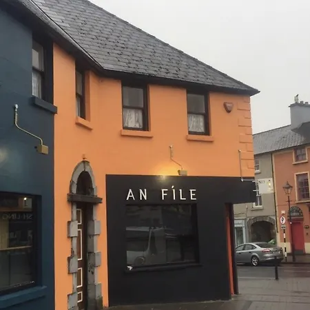 An File * Westport